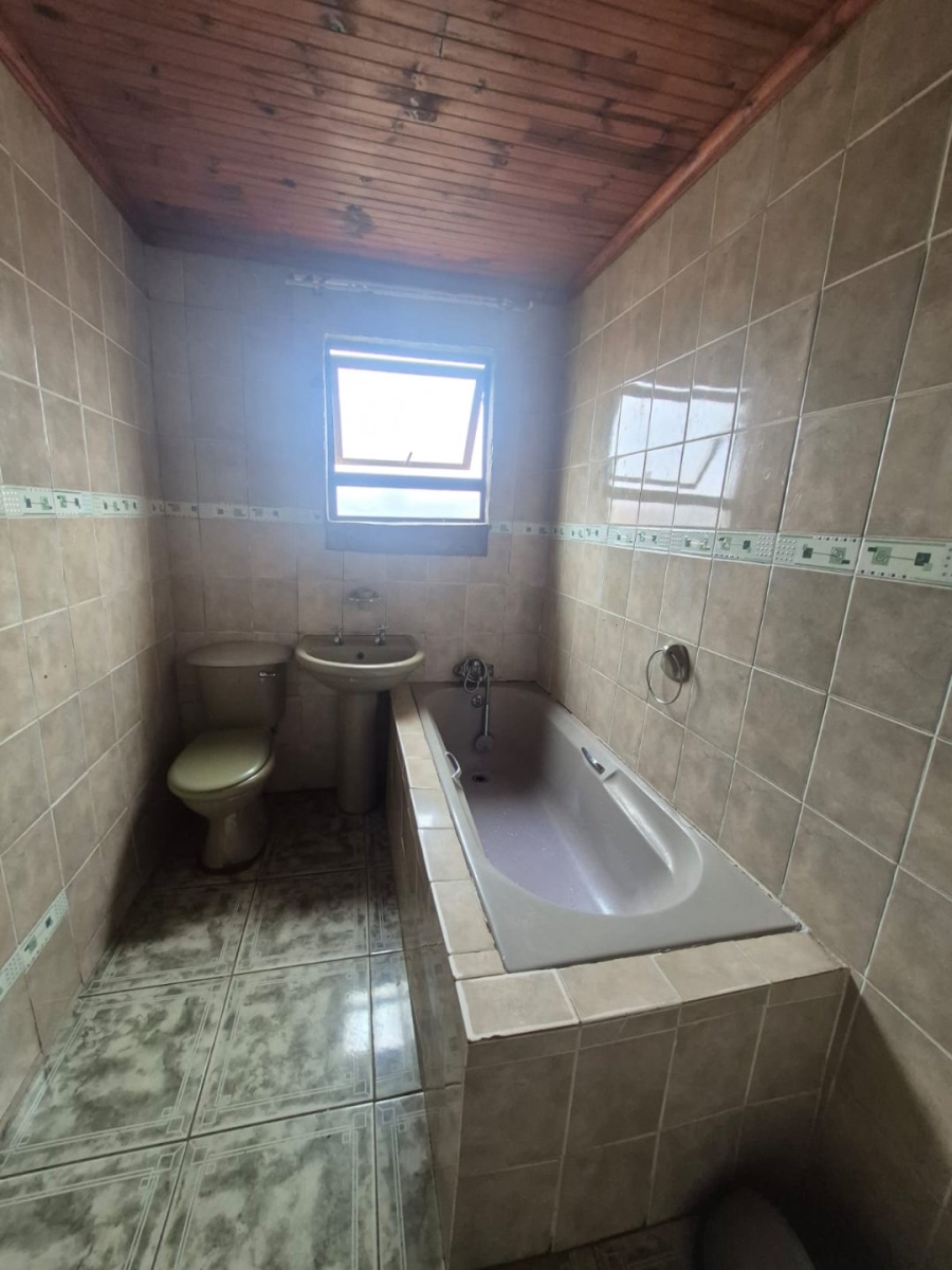 3 Bedroom Property for Sale in Motherwell Nu7 Eastern Cape
